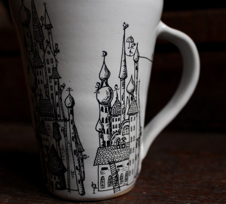 Mugs with castle pattern, detail.